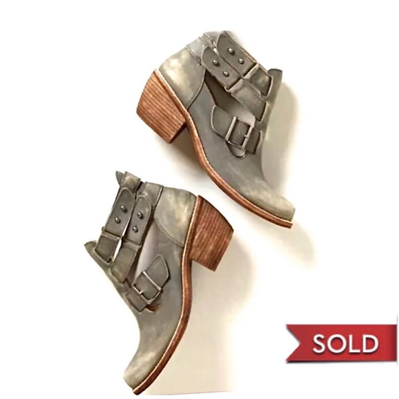 Anthropologie Shoes - Anthropologie Latigo Potion Distressed Leather Ankle Boots Booties 7.5 Gray.